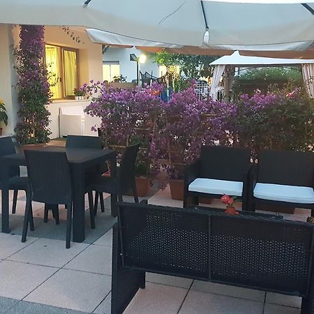 Hotel Fucsia Риччоне Екстер'єр фото